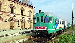 Invece che i treni si comincino a tagliare le Regioni