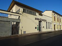 Chiude la filiale di Banca Intesa San Paolo