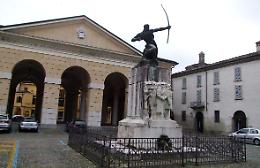 Statua di piazza Trento e Trieste
Va spostata? Dite la vostra!