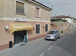 Banda di ladri al bar, via denaro delle slot e sigarette