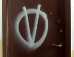 La denuncia del Comitato Antisfratto: 'A Borgo Loreto case sfitte e riscaldamento acceso'