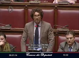 Toninelli interviene in aula:
"Boldrini va sostituita"