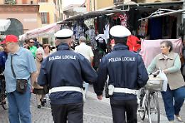 Abusivi al mercato
Altro blitz dei vigili
