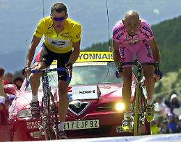 Marco Pantani, a dieci anni dalla morte un mito in maglia rosa