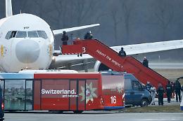 "Io sull'aereo dirottato
Ho visto la morte in faccia"