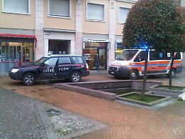 Donna chiusa in casa non risponde, arrivano i soccorsi