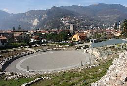 ''Su e gi&ugrave; per la Valcamonica'' alla scoperta di borghi, chiese, pievi e siti archeologici