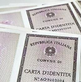 Cambia l'identità, denunciato ghanese