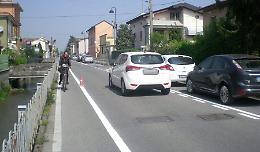 Via Mulini, vincono i residenti: parcheggi e pista ciclabile