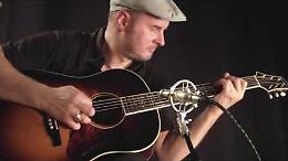 Alberto Caltanella e la sua chitarra sabato 17 a Sergnano