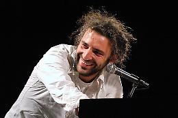 Stefano Bollani in ''Piano Solo'' alla Scala di Milano