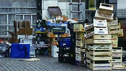 Rifiuti, caccia ai 'furbetti' del mercato