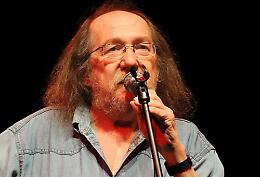 Claudio Lolli e i suoi ''Zingari Felici'' a Castegnato Giovedì 19 giugno