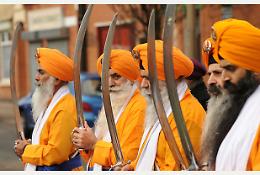 Sabato la festa del ‘Nagar Kirtan’ : mille Sikh in corteo a Martignana di Po