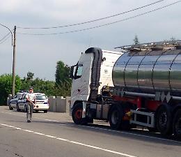 Ponte sul Po, scatta il divieto: controlli sulla sponda piacentina