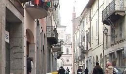 Rissa fra tre ubriachi, in via Mazzini non si dorme