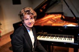 Kolesnikov in concerto al Museo Diotti stasera