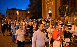I clic della processione dell'Assunta al Santuario della Madonna della Fontana a Casalmaggiore
