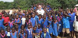 Padre Brioni, 'Avrei l'ebola? Un'invenzione, sto bene'