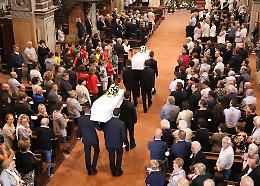 I funerali di Greta e Matteo