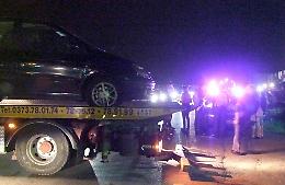 Le immagini del carro attrezzi in azione a Crema