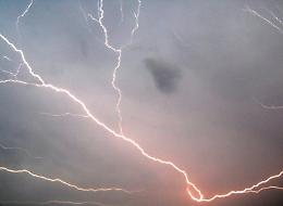 Giù le temperature e nuovi temporali