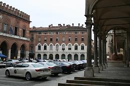 Le foto delle Maserati nel centro di Cremona