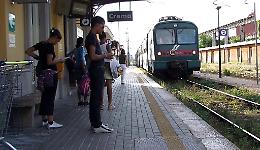 Cancellati due regionali, studenti pendolari in difficoltà
