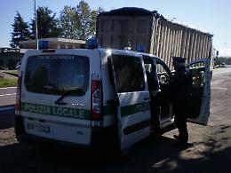 Controlli a tappeto sui camion: nel mirino tempi di percorrenza e violazioni amministrative