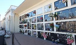 'Coniugi vicini anche al cimitero'