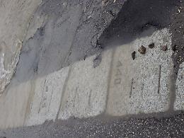 Il livello idrometrico del fiume Po nei pressi del ponte