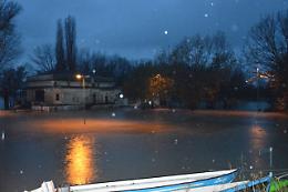 Lido Po e argine maestro sull’ansa  del fiume negli scatti del tredicenne Marco