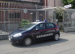 Si presenta col nome di un altro per chiedere soldi, denunce per truffa e furto di identità