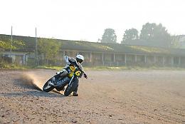 'Di traverso School', all’ippodromo di Soresina lezioni per futuri piloti di moto su sterrato