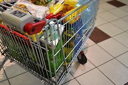 Spesa al supermercato, a Cremona il risparmio è top