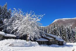Escursioni invernali e ciaspolate al Rifugio Lagdei