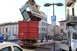 Rimossa l'edicola di porta Venezia