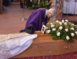 L'addio a don Pierino