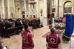 L'omaggio della folla a Lia Sassi Ferrari