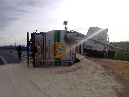 Incidente spettacolare sulla Paullese
