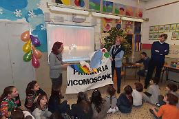Elementari, i genitori regalano una Lim e due pc portatili