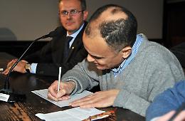 Allam firma contro la moschea: 'Siamo in guerra con l'Islam'