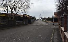 Rubano l’auto dal garage mentre i proprietari dormono