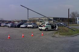 Abbatte un palo dell'Enel e fugge, maxi multa e risarcimento