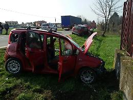 Pauroso incidente sulla Bergamina, due persone ferite