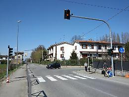 Stop alle code in via Bramante, ecco il semaforo intelligente