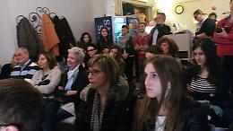 Aperitivo con l'autore, successo per l'incontro con Cavina