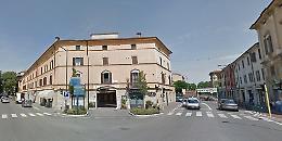 Caduta dalla moto, due feriti