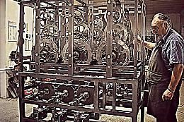 Orologio e planetario rivivono grazie a Gorla