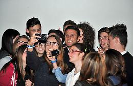Le immagini di Javier Zanetti tra gli studenti a Crema